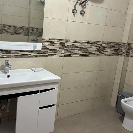 Apartamento Besa Bucimas